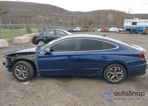 2021 Hyundai Sonata Sel z USA, uszkodzony, nr VIN 5NPEL4JA2MH083953